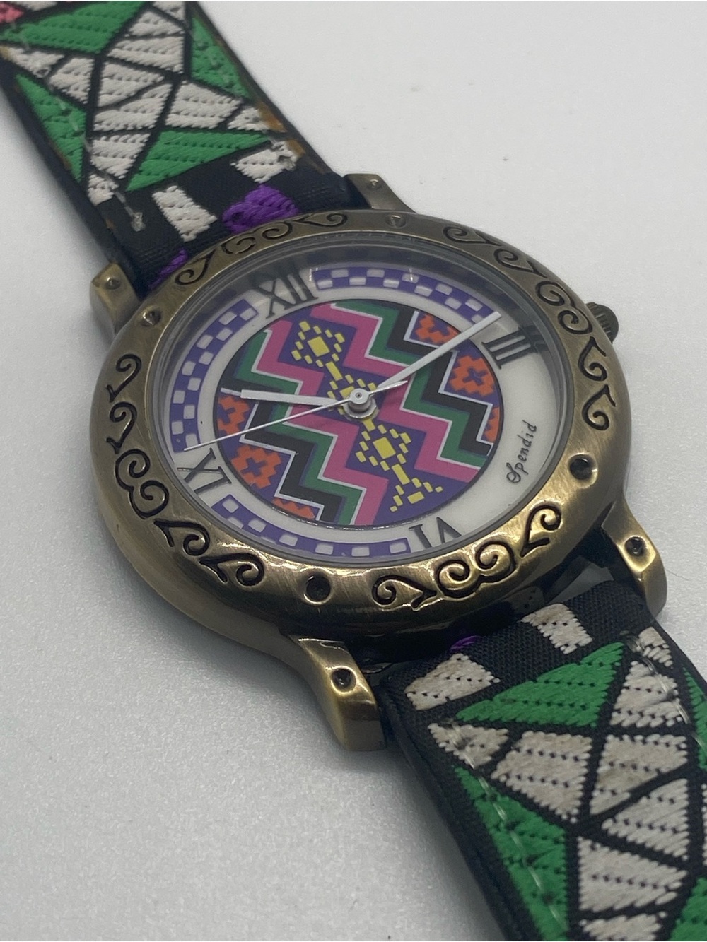 Spendid Multicolored Watch - Picture 5 of 12